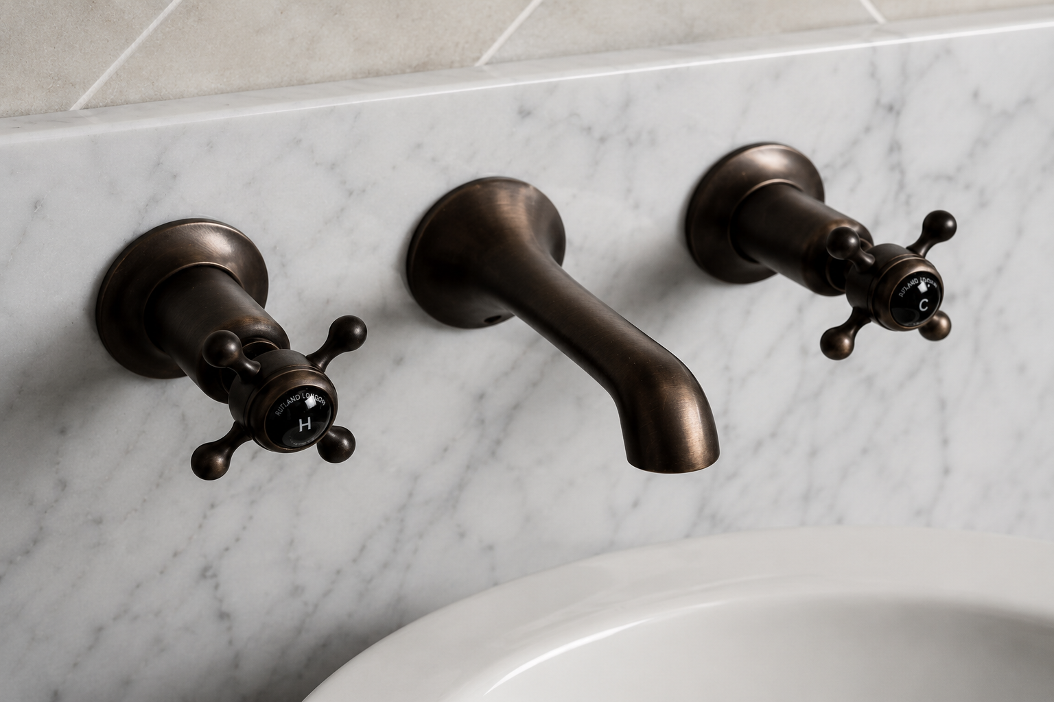 English Bathroom Faucets: A Guide to Traditional Faucets for American Bathrooms - Rutland London