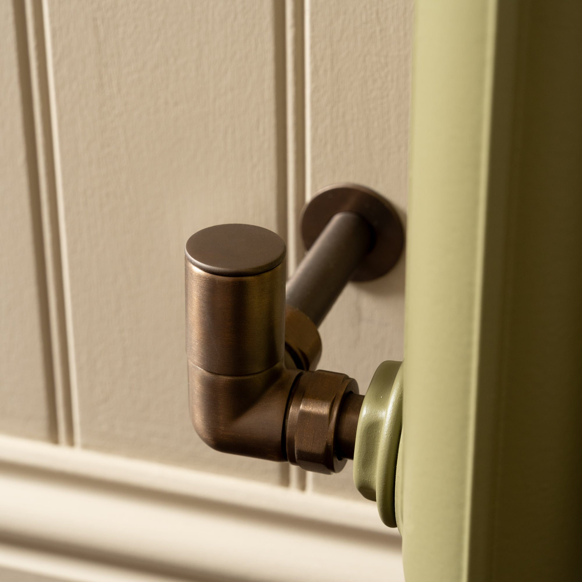 Manual Radiator Valves | Rutland London (USA)