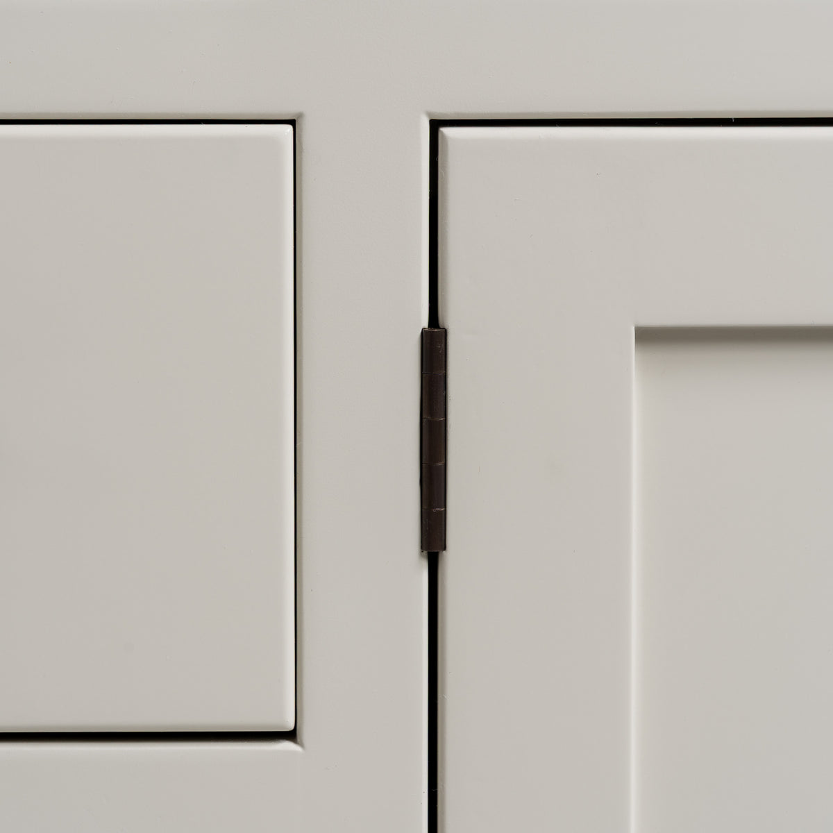 Blenheim Painted Bathroom Vanity (Inc. Marble Top, Upstand & 2no Sinks) - Rutland London (USA)