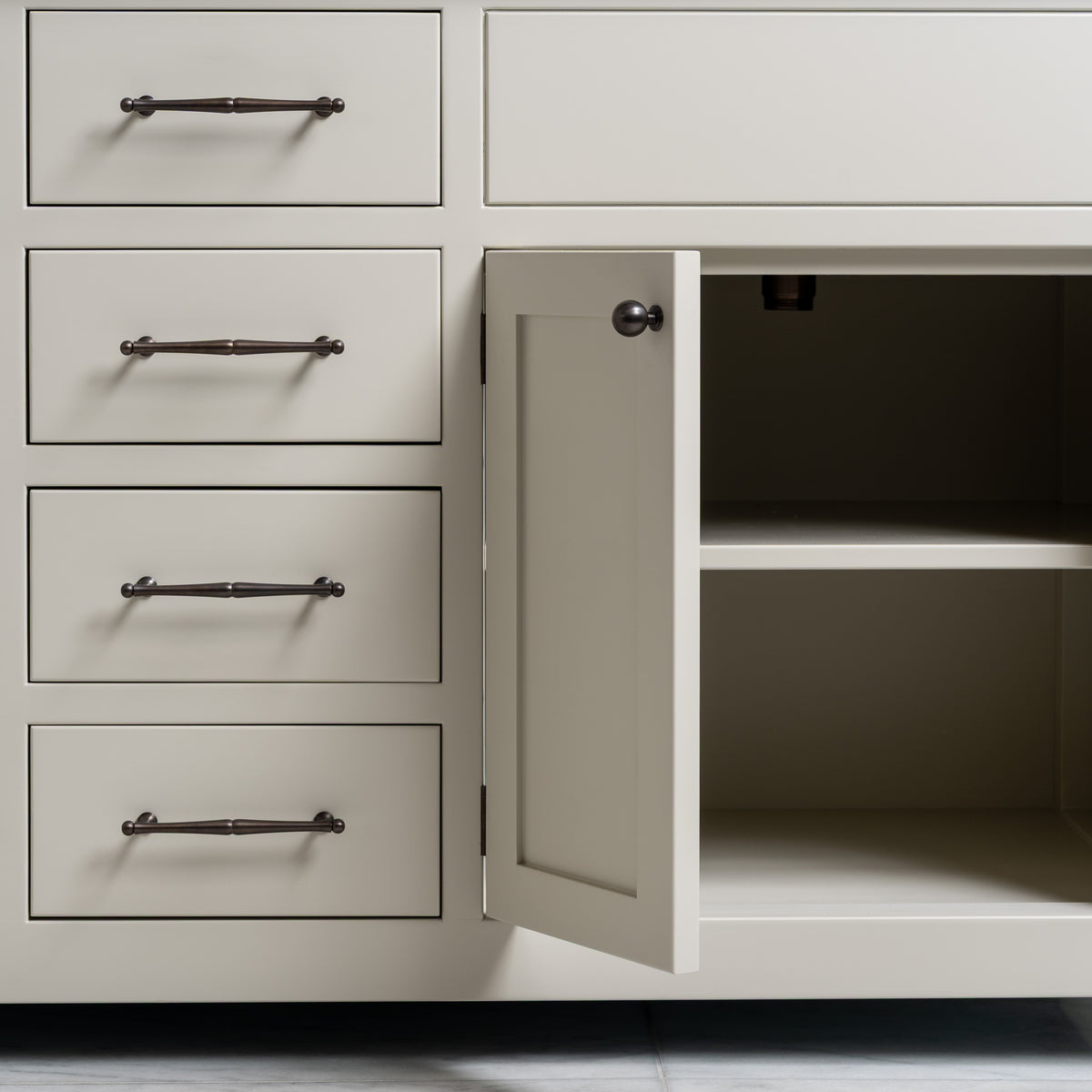 Blenheim Painted Bathroom Vanity (Inc. Marble Top, Upstand & 2no Sinks) - Rutland London (USA)