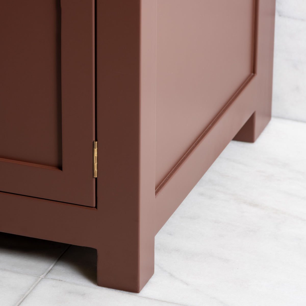 Onslow Painted Bathroom Vanity (Inc. Marble Top, Upstand & Sink) - Rutland London (USA)