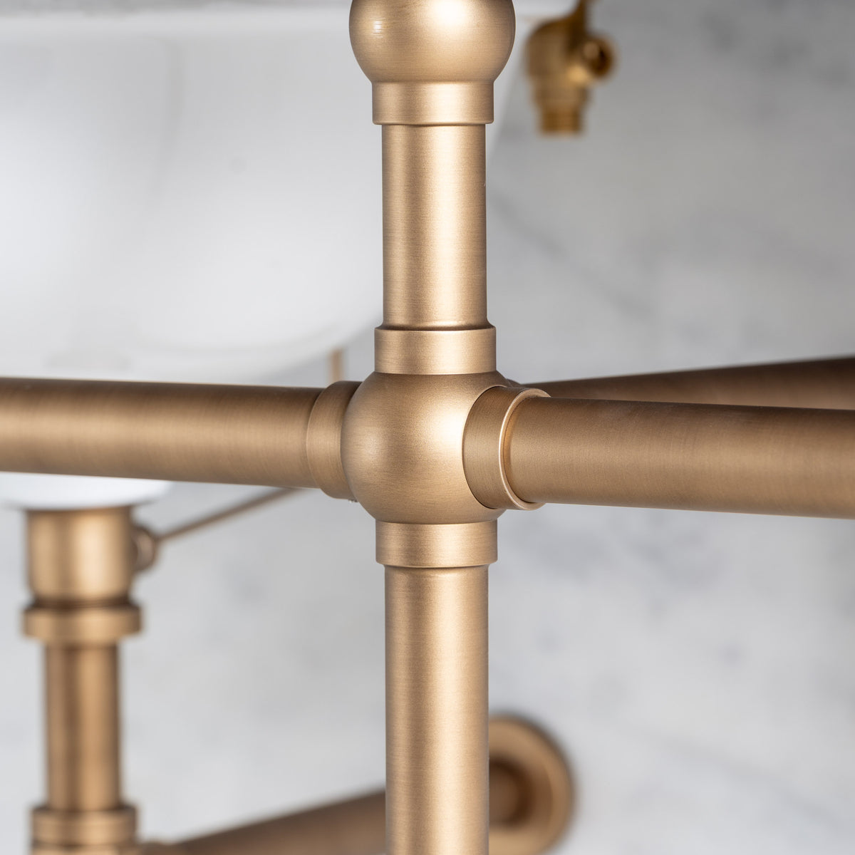 Bloomsbury Double Brass Console Bathroom Sink (Inc. Marble Top, Upstand & Sinks) - Rutland London (USA)