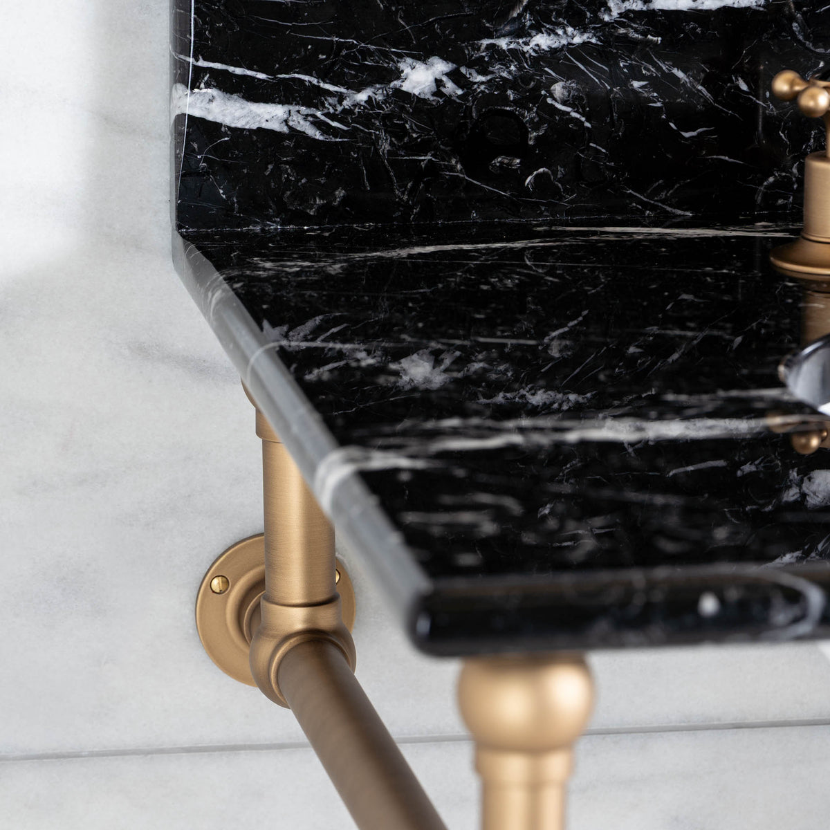 Bloomsbury Double Brass Console Bathroom Sink (Inc. Marble Top, Upstand & Sinks) - Rutland London (USA)