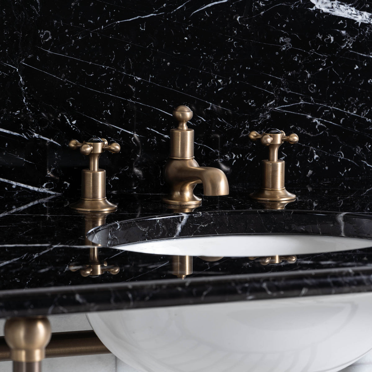 Westminster Double Brass Console Bathroom Sink (Inc. Marble Top, Upstand, Brass Rack & Sinks) - Rutland London (USA)