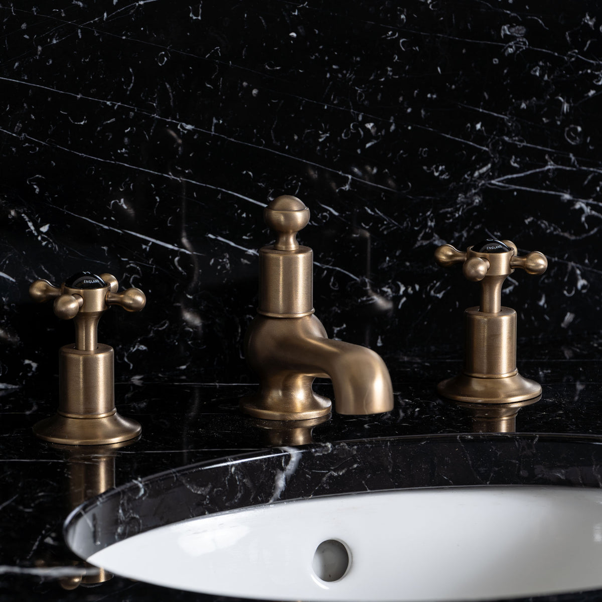 Westminster Double Brass Console Bathroom Sink (Inc. Marble Top, Upstand, Brass Rack & Sinks) - Rutland London (USA)