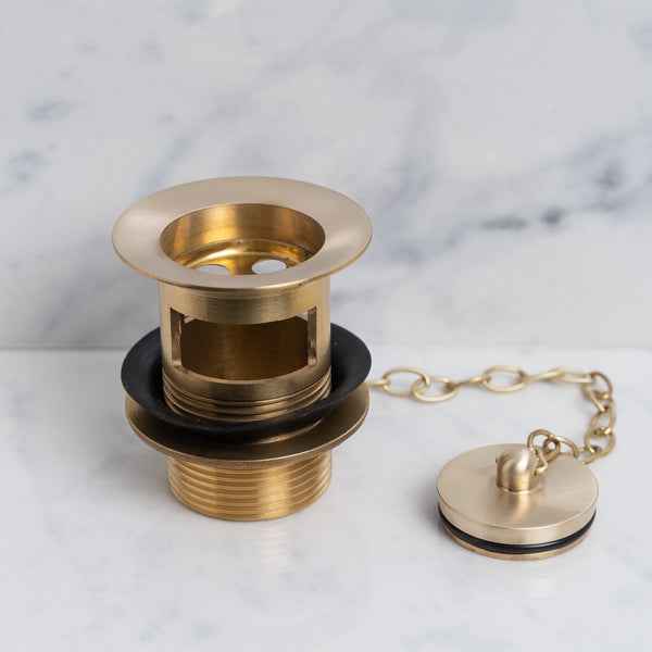 Granville Slotted Bathroom Sink Drain, Plug & Chain - Rutland London (USA)