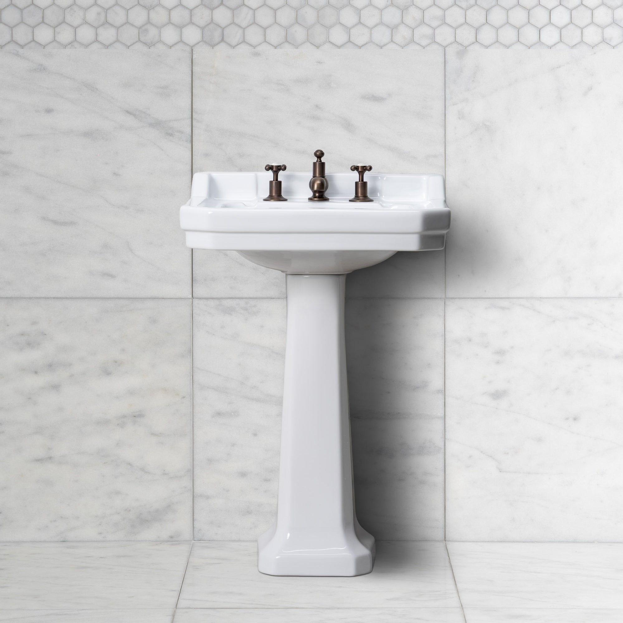 Lancer White Pedestal Bathroom Sink (3 Faucet Hole) - Rutland London (USA)