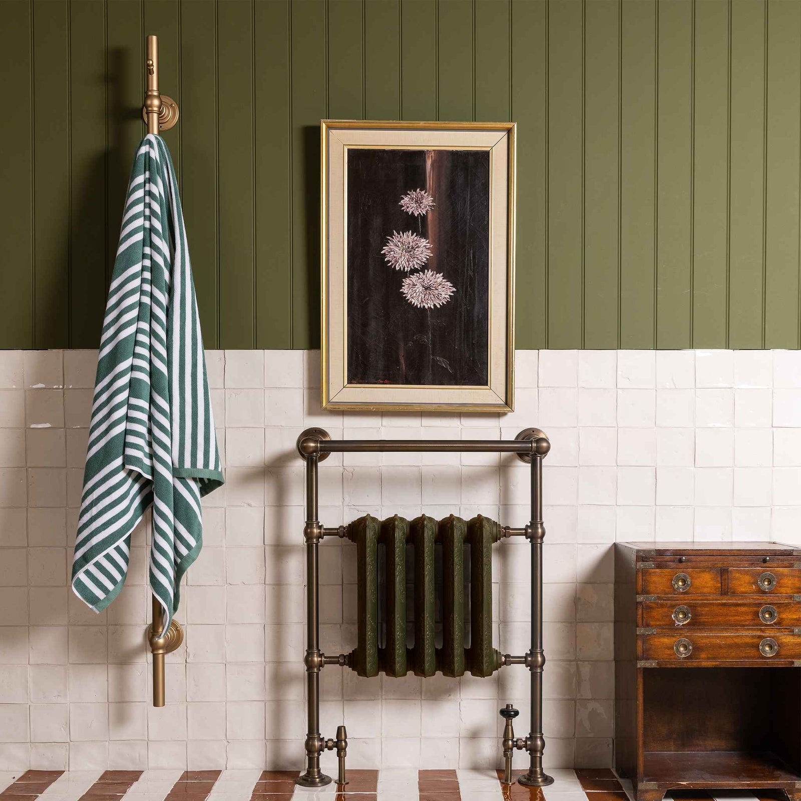 Porchester Concealed Hot Tree Heated Towel Warmer - Rutland London (USA)