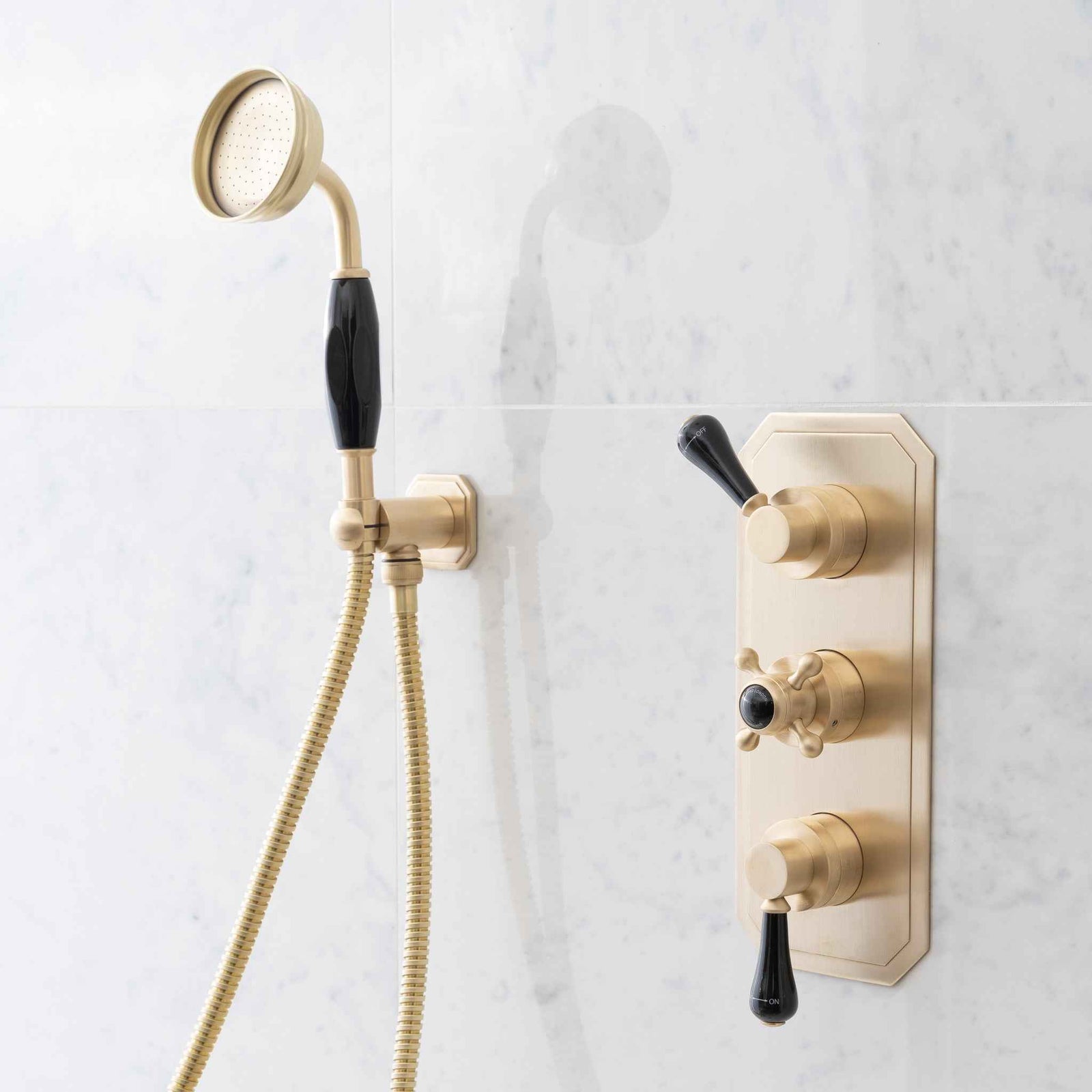 Cleaver Black Ceramic Telephone Handset, Hose & Wall Supply Elbow - Rutland London (USA)