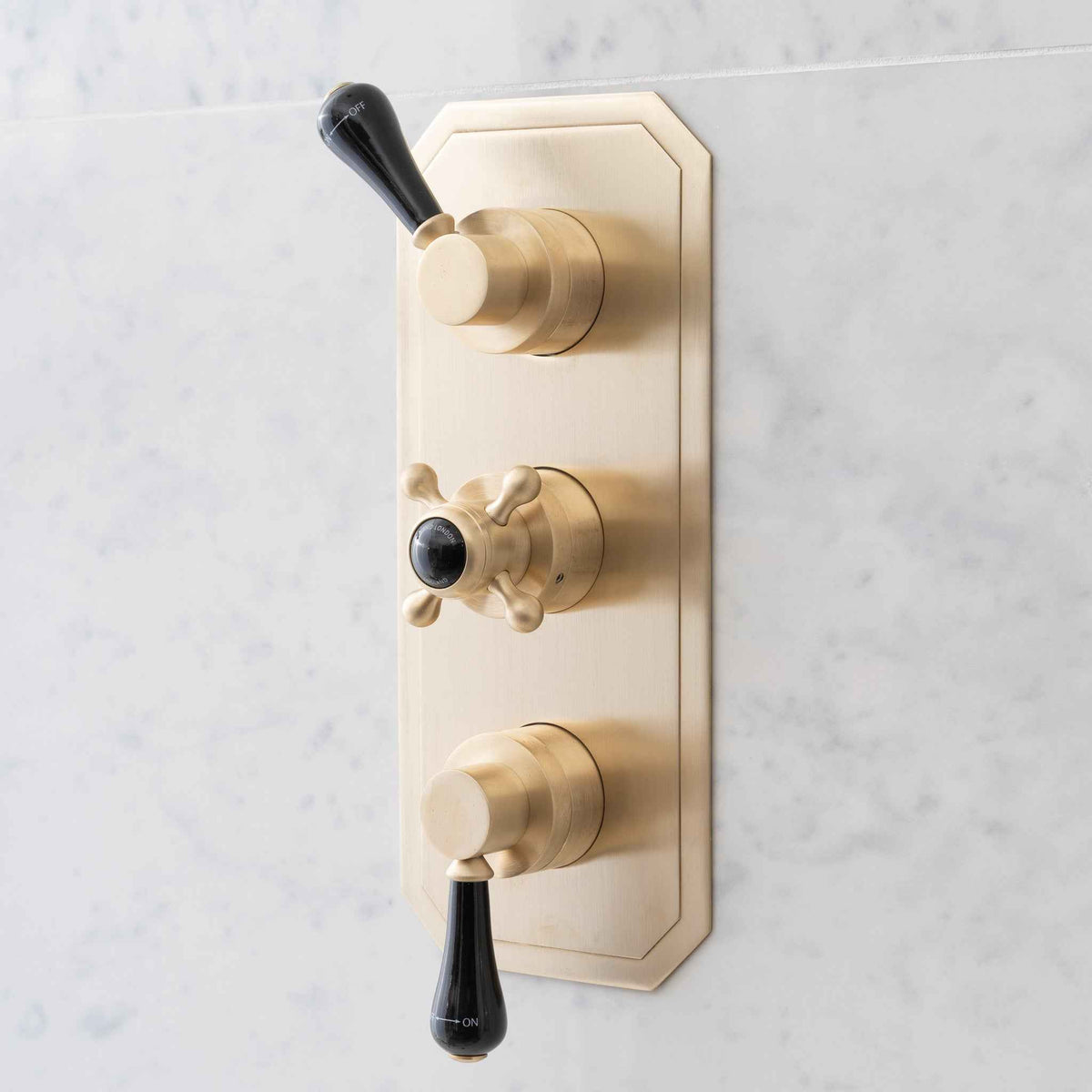 Chesterton Two Function Black Ceramic Lever Concealed Thermostatic Shower Valve &amp; Trim - Rutland London (USA)