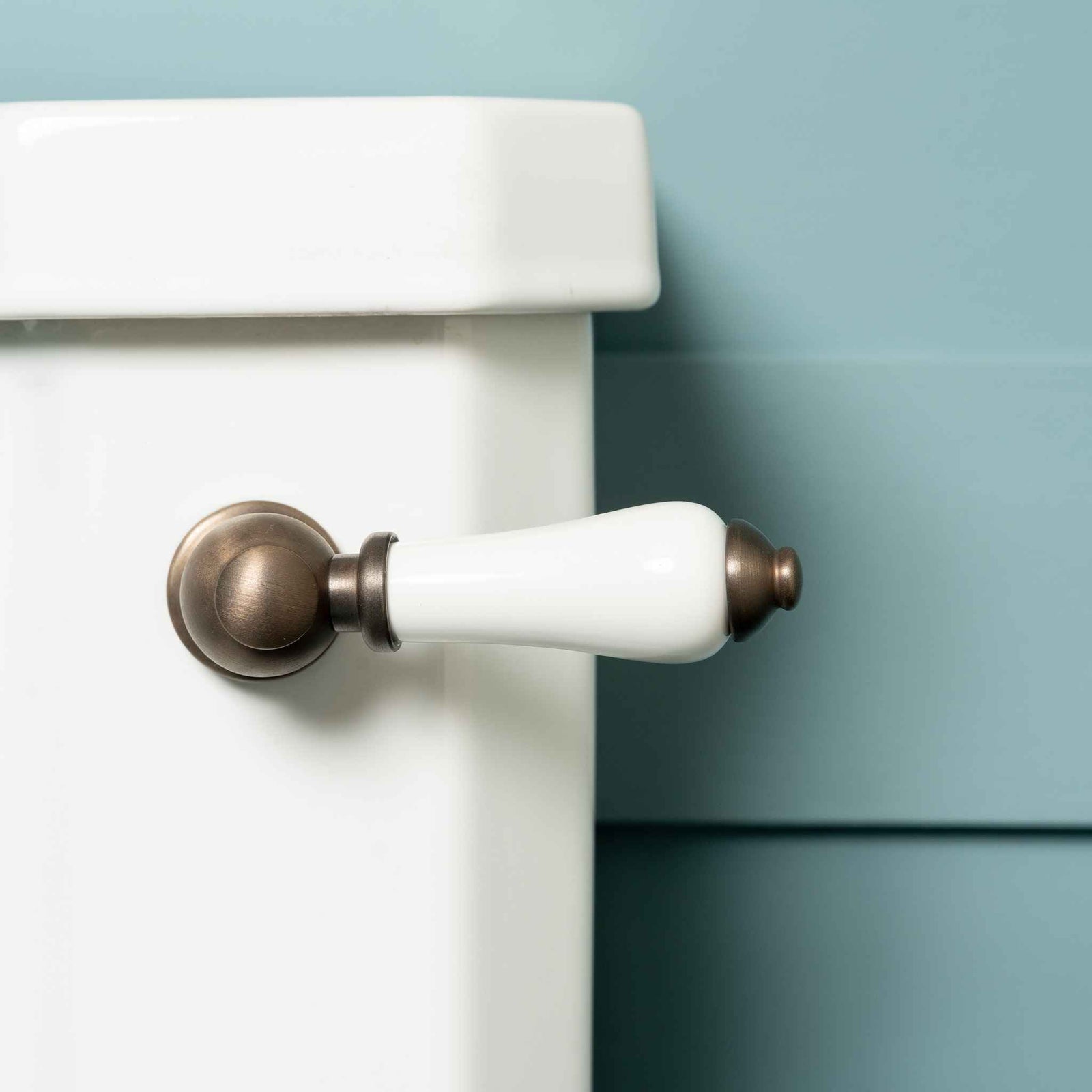 Sussex White Toilet Tank Flush Lever - Rutland London (USA)