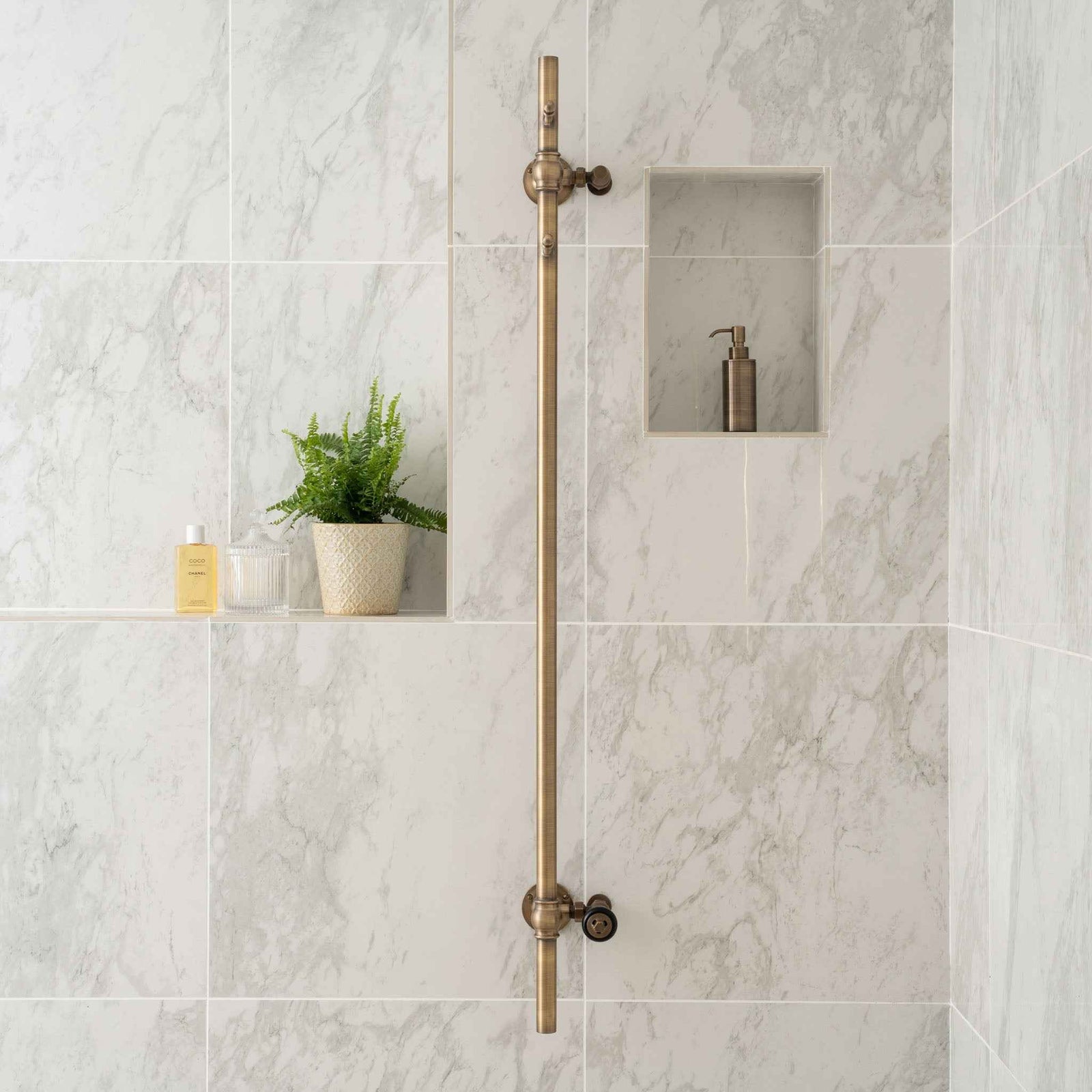 Aubyn Exposed Hot Tree Heated Towel Warmer - Rutland London (USA)