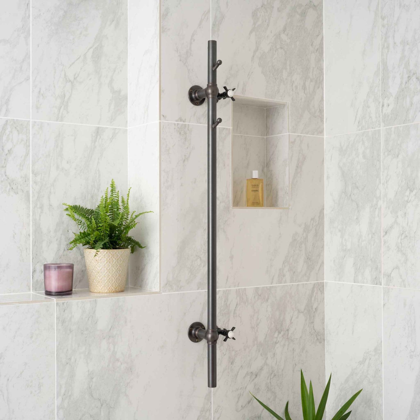 Cubitt Exposed Hot Tree Heated Towel Warmer - Rutland London (USA)