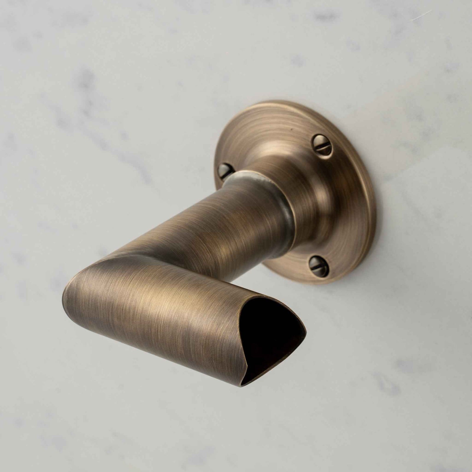 Broadway Mitre Jointed Element Cover - Rutland London (USA)