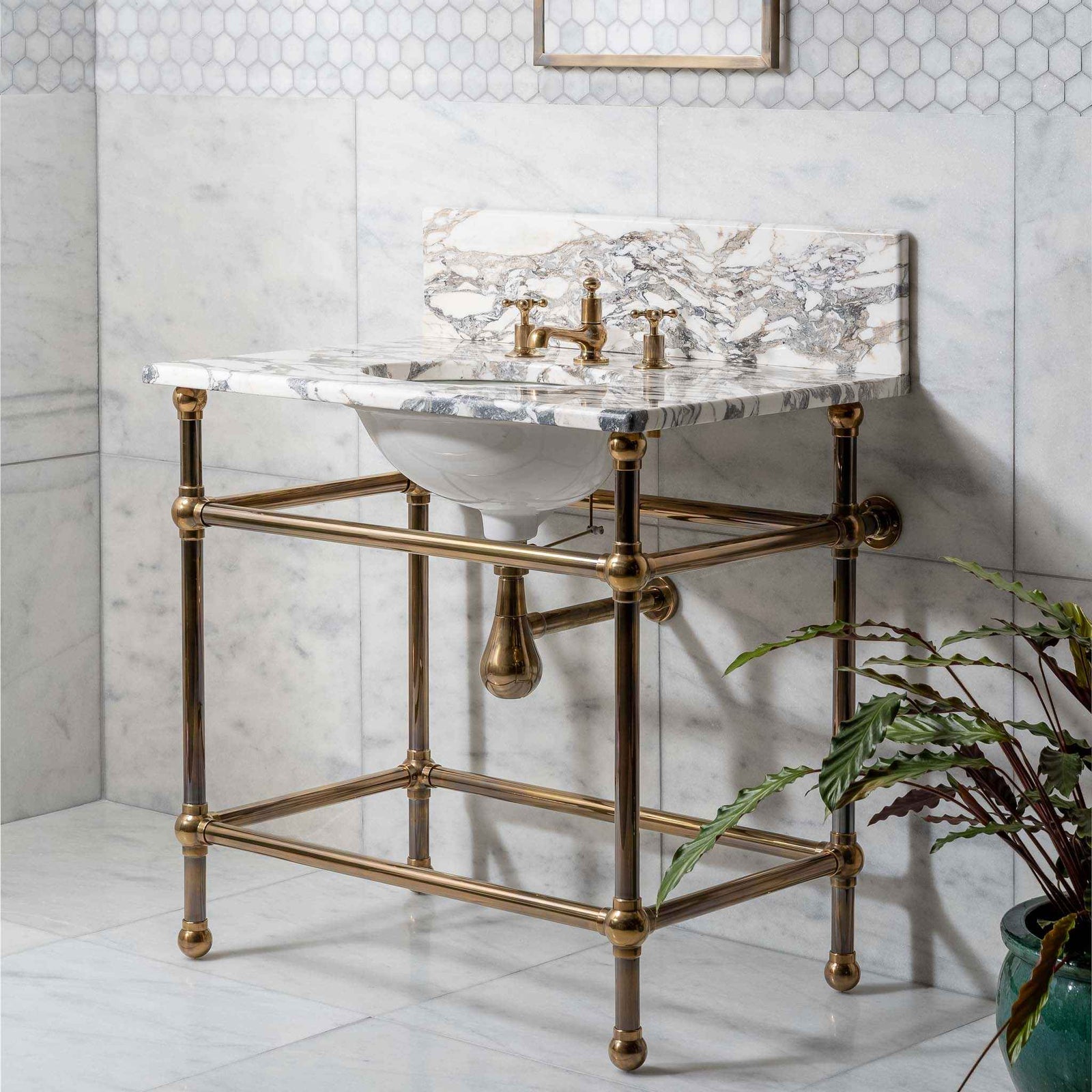 Regent Single Brass Console Bathroom Sink (Inc. Marble Top, Upstand & Sink) - Rutland London (USA)