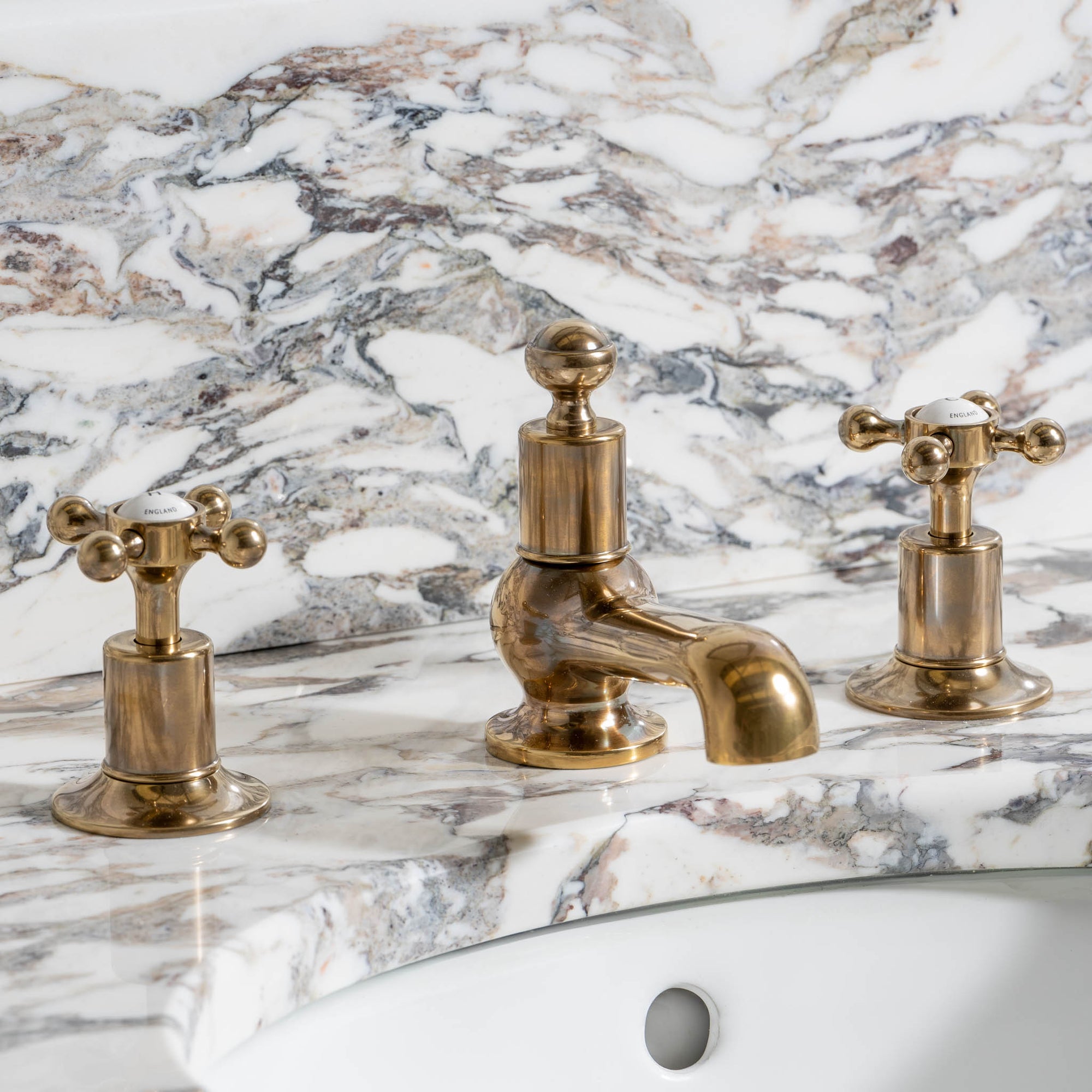 20+ Brassware Finishes - Rutland London (USA)