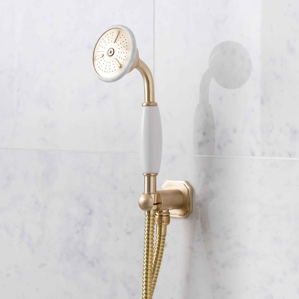 Thornton White Ceramic Lever &amp; Cleaver Telephone Handset Concealed Thermostatic Shower Set - Rutland London (USA)