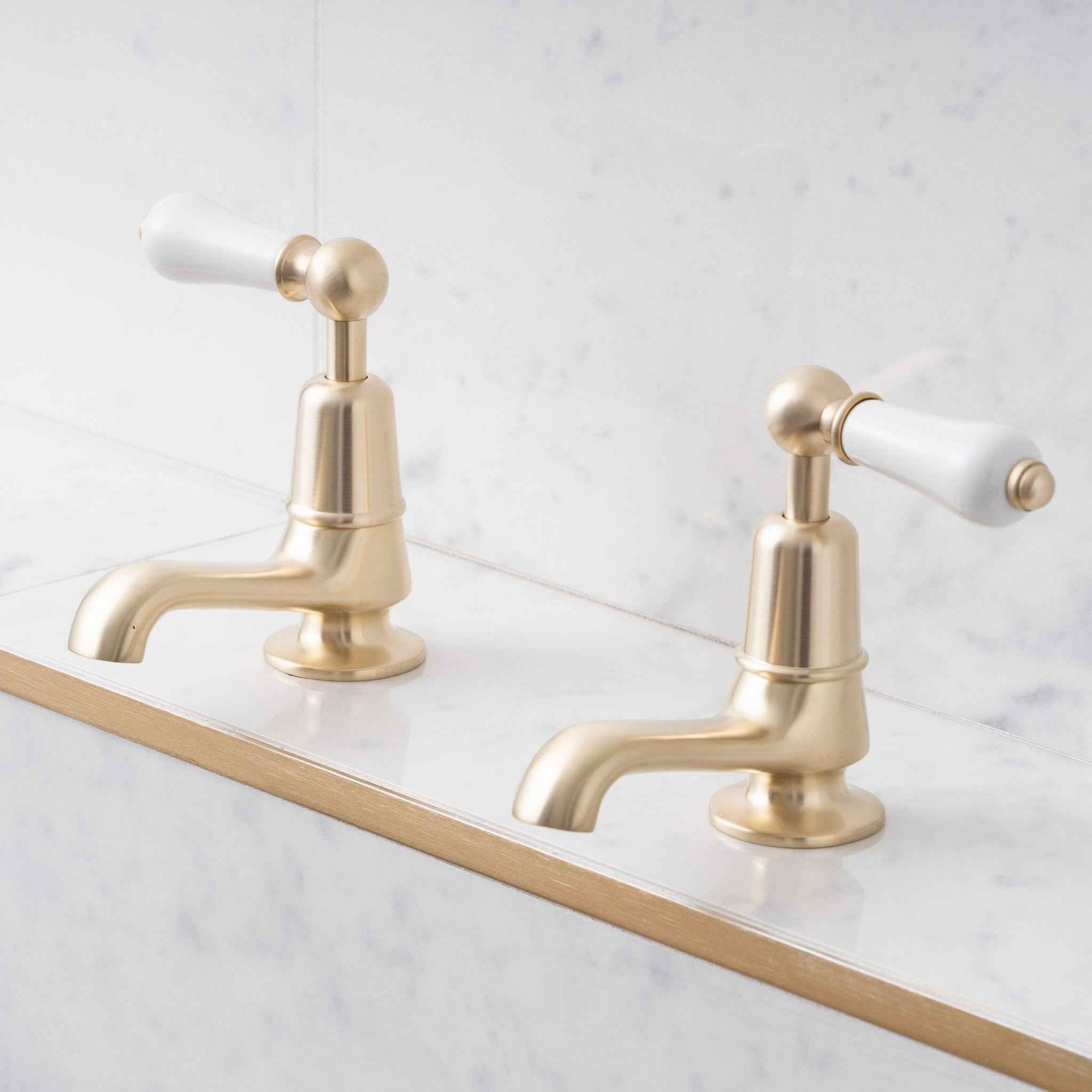 Brunswick White Ceramic Lever Single Hole Pillar Tap Bathroom Sink Faucets (Pair) - Rutland London (USA)