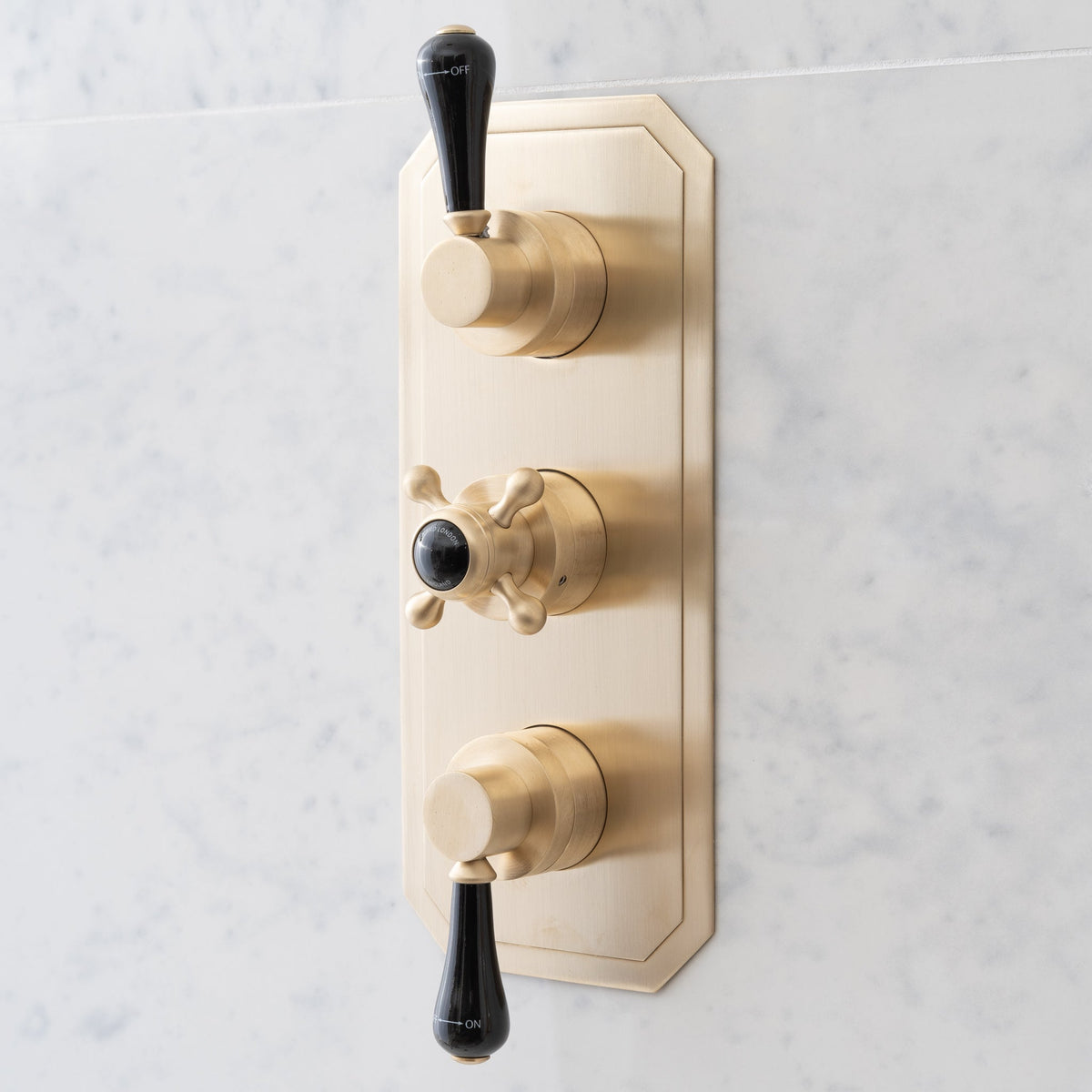 Thornton Black Ceramic Lever &amp; Cleaver Telephone Handset Concealed Thermostatic Shower Set - Rutland London (USA)