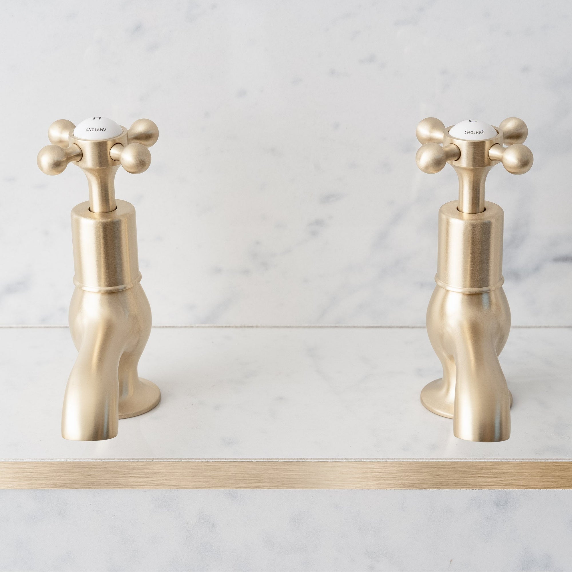 Rectory White Ceramic Cross Handle Single Hole Pillar Tap Bathroom Sink Faucets (Pair) - Rutland London (USA)