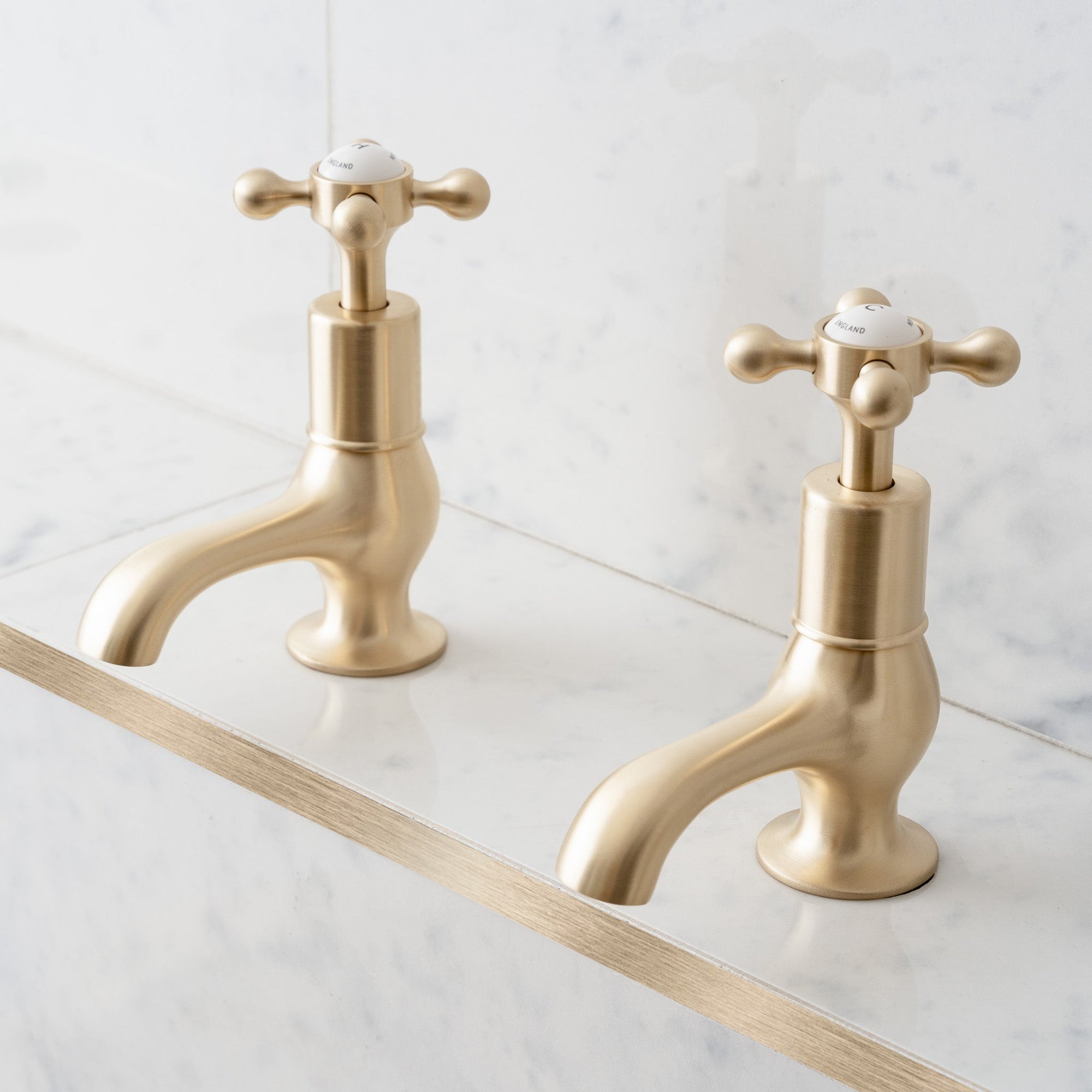 Rectory White Ceramic Cross Handle Single Hole Pillar Tap Bathroom Sink Faucets (Pair) - Rutland London (USA)