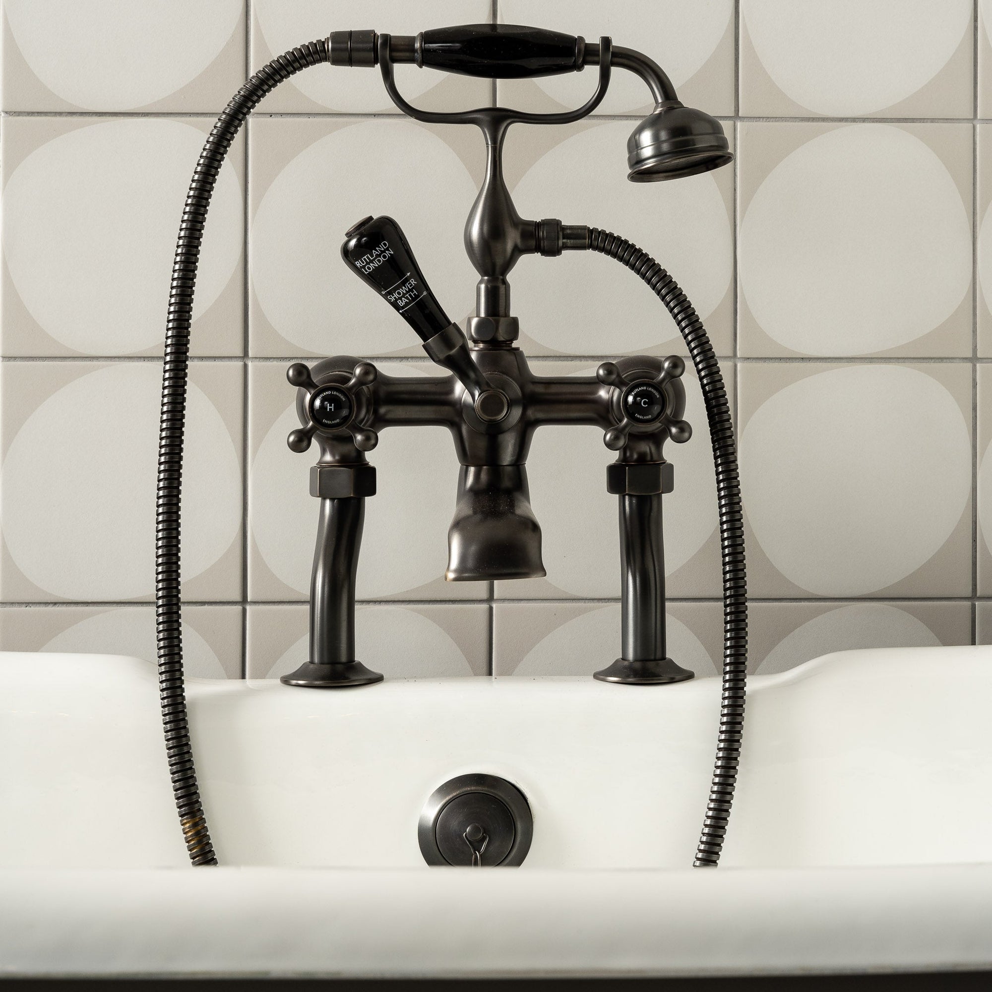 Devonshire Black Ceramic Cross Handle Deck Mount Tub Filler With Built-In Diverter (Inc. Hand Shower) - Rutland London (USA)